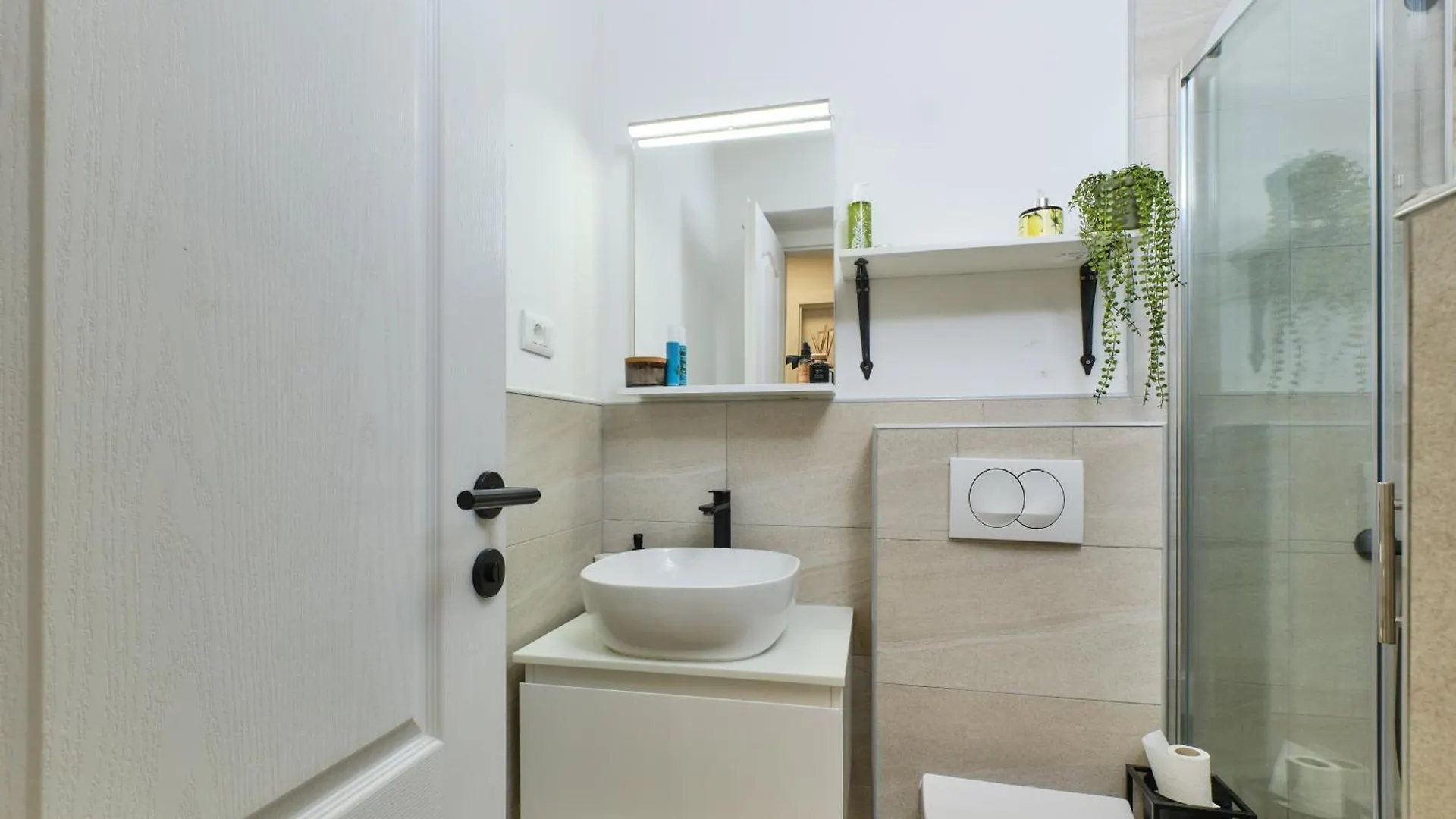מאלי לוסיניי Losinj Chic Retreat 0*, מאלי לוסיניי